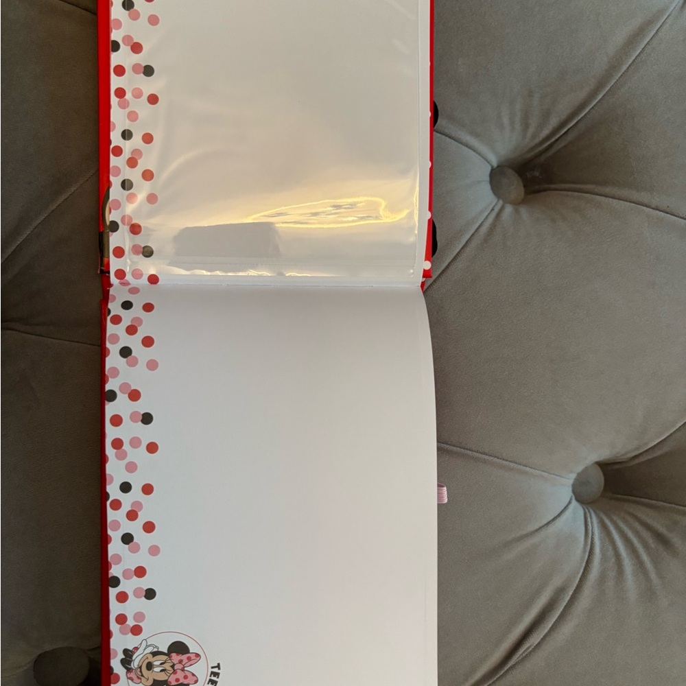 Minnie Mouse Red Polka Dot Photo Album - Picture 5 of 5